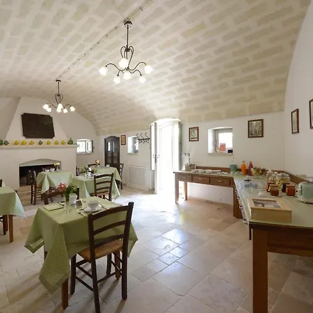 Masseria Lamiola Piccola 4* Ostuni