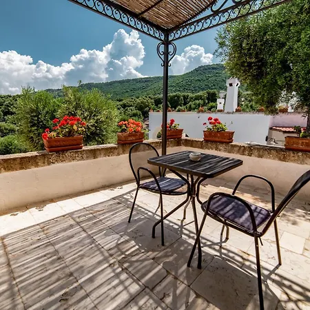 Frühstückspension Masseria Lamiola Piccola 4*