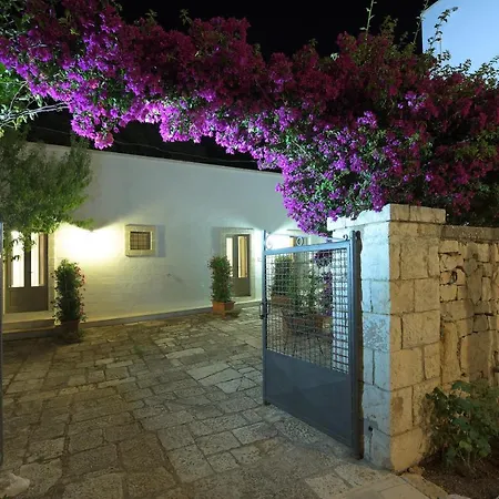 Alojamento de Acomodação e Pequeno-almoço Masseria Lamiola Piccola Ostuni