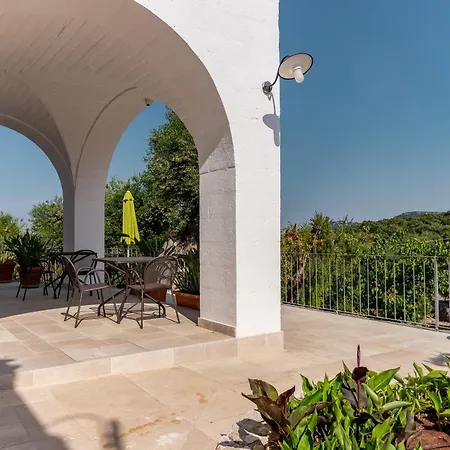 Masseria Lamiola Piccola Alojamento de Acomodação e Pequeno-almoço *