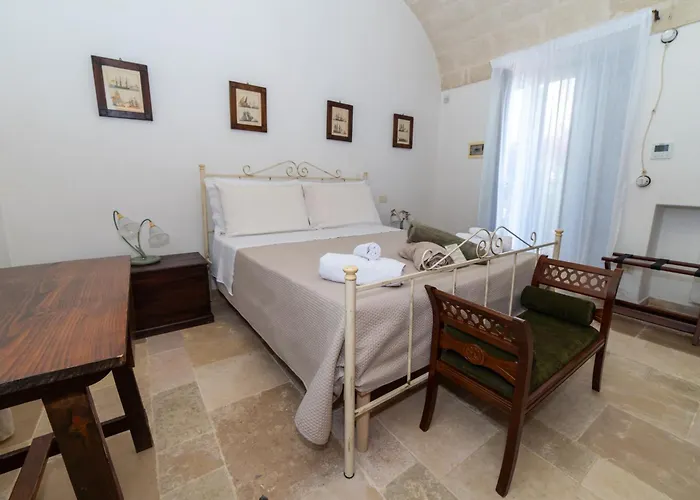 לינה וארוחת בוקר Masseria Lamiola Piccola אוסטוני