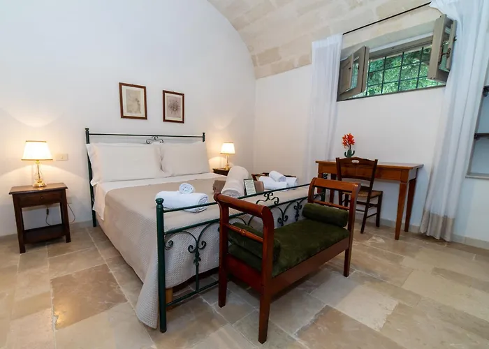 לינה וארוחת בוקר Masseria Lamiola Piccola 4*